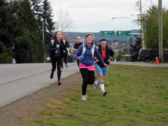 VIU students race as part of The VIU Amazing Race